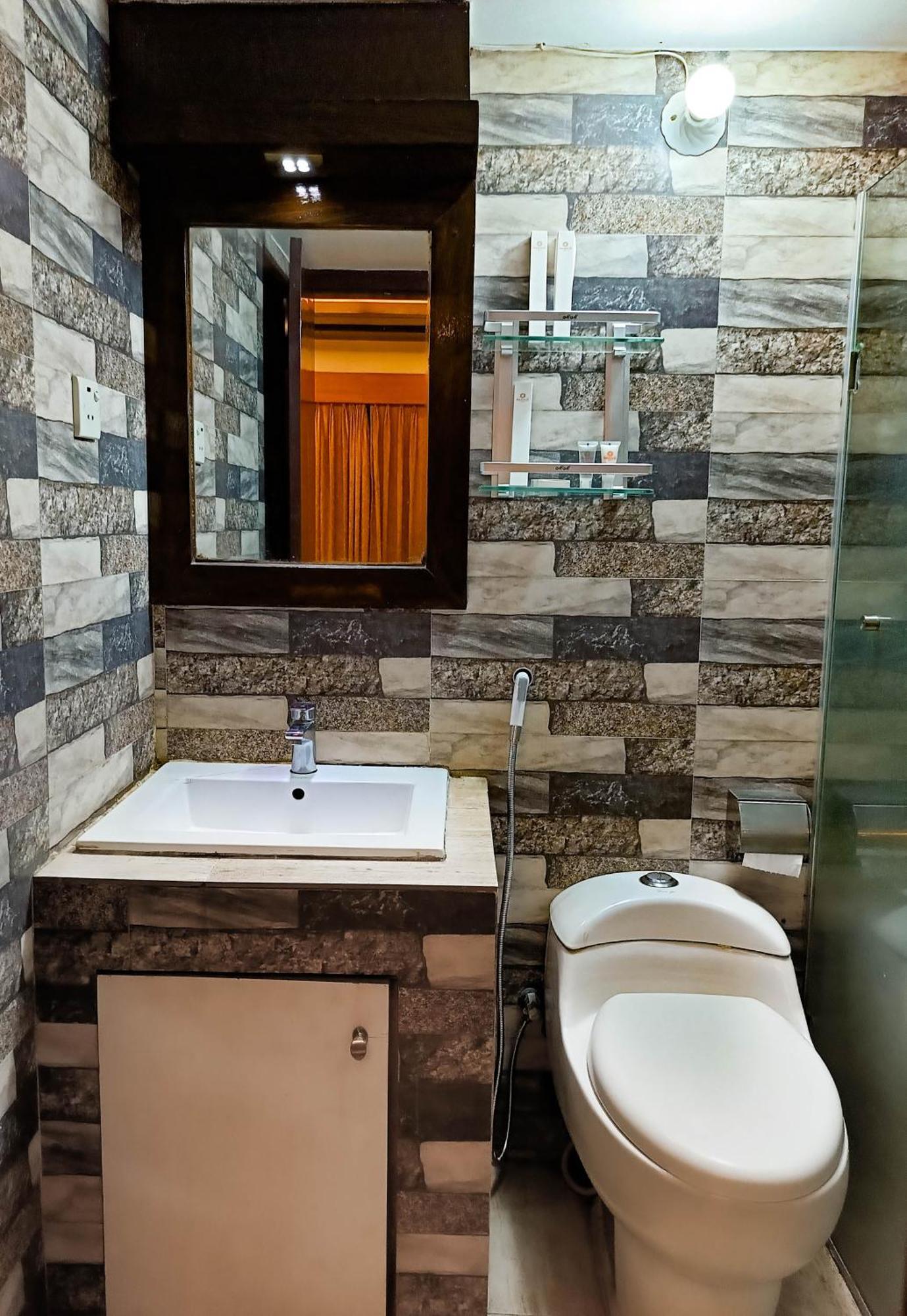 Hotel Air Inn Dhaka - Airport View Exterior photo